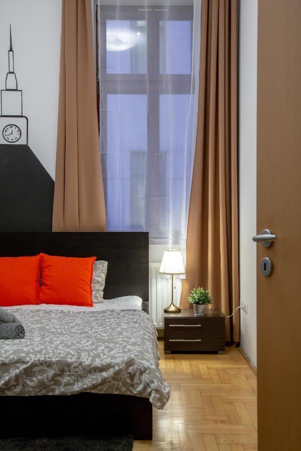 Downtown Home In The Gozsdu Garden Budapest Exterior foto